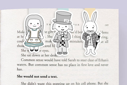 Alice In Wonderland Mini Magnetic Bookmarks 3-pack - CVM1311ALIC