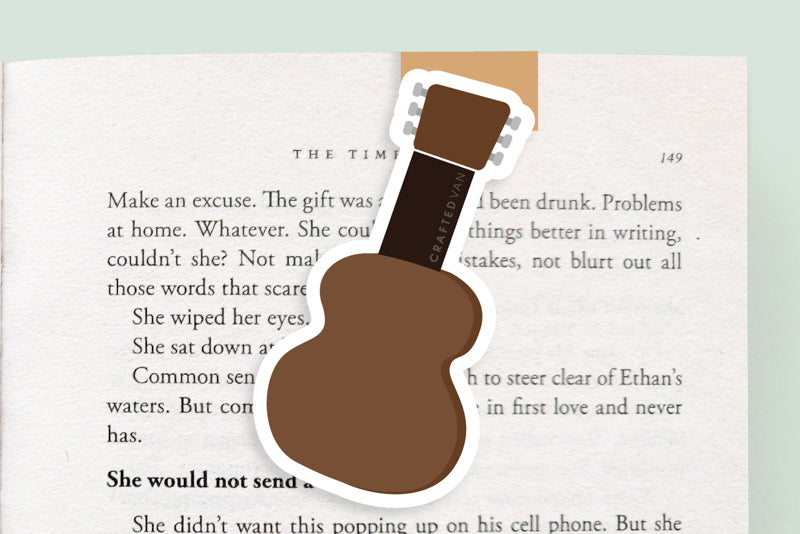 Guitar Jumbo Magnetic Bookmark - CVJ1117GUIT