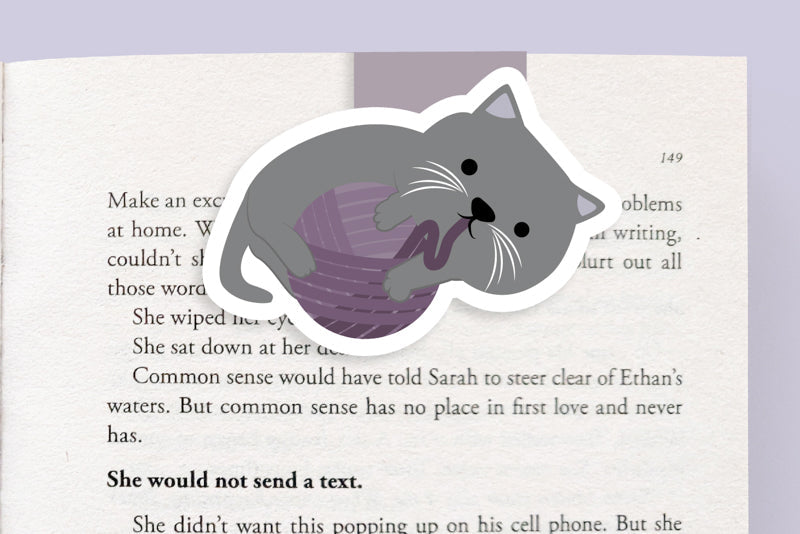 Knit Cat Jumbo Magnetic Bookmark - CVJ1187KNIT