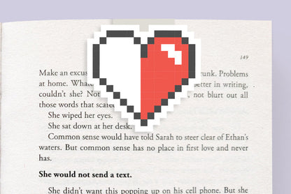 Pixel Heart Jumbo Magnetic Bookmark - CVJ1123PIXE