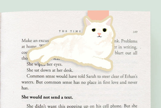 White Cat Lying Down Jumbo Magnetic Bookmark - CVJ1189WHLY
